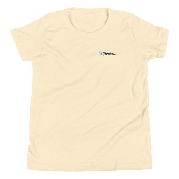 youth-staple-tee-natural-front-69a6dc4b65c01.jpg Beige t-shirt with small logo on chest